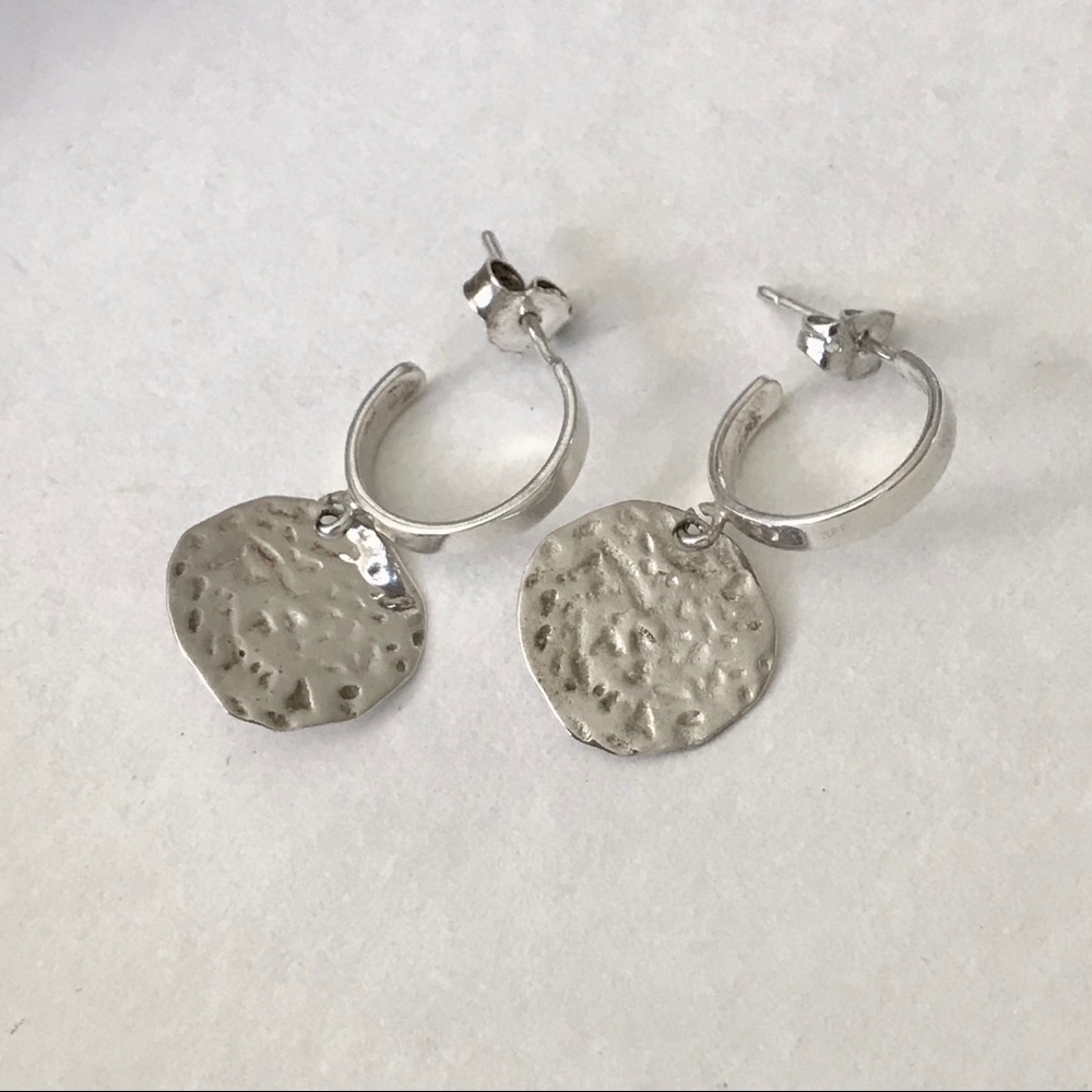✨SOLD✨Sterling Silver hammered drop earrings